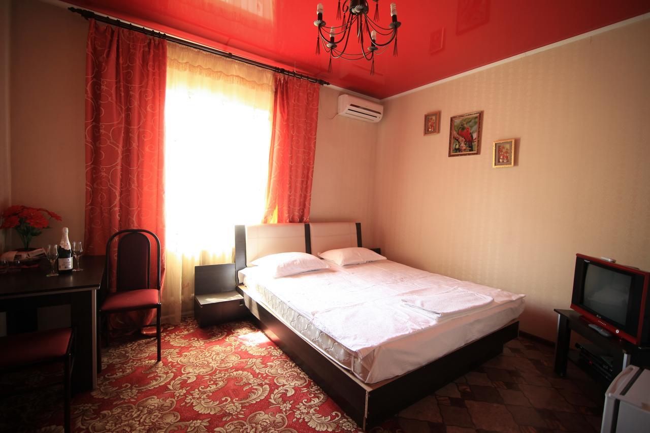 Carzone Motel Bishkek Exterior photo